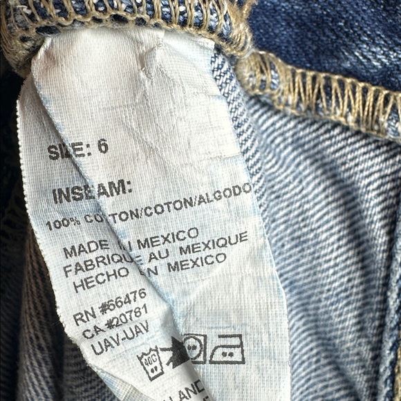 Vintage Tommy Hilfiger Women's High Rise Denim Blue Jeans, Size 6 - Picture 10 of 10